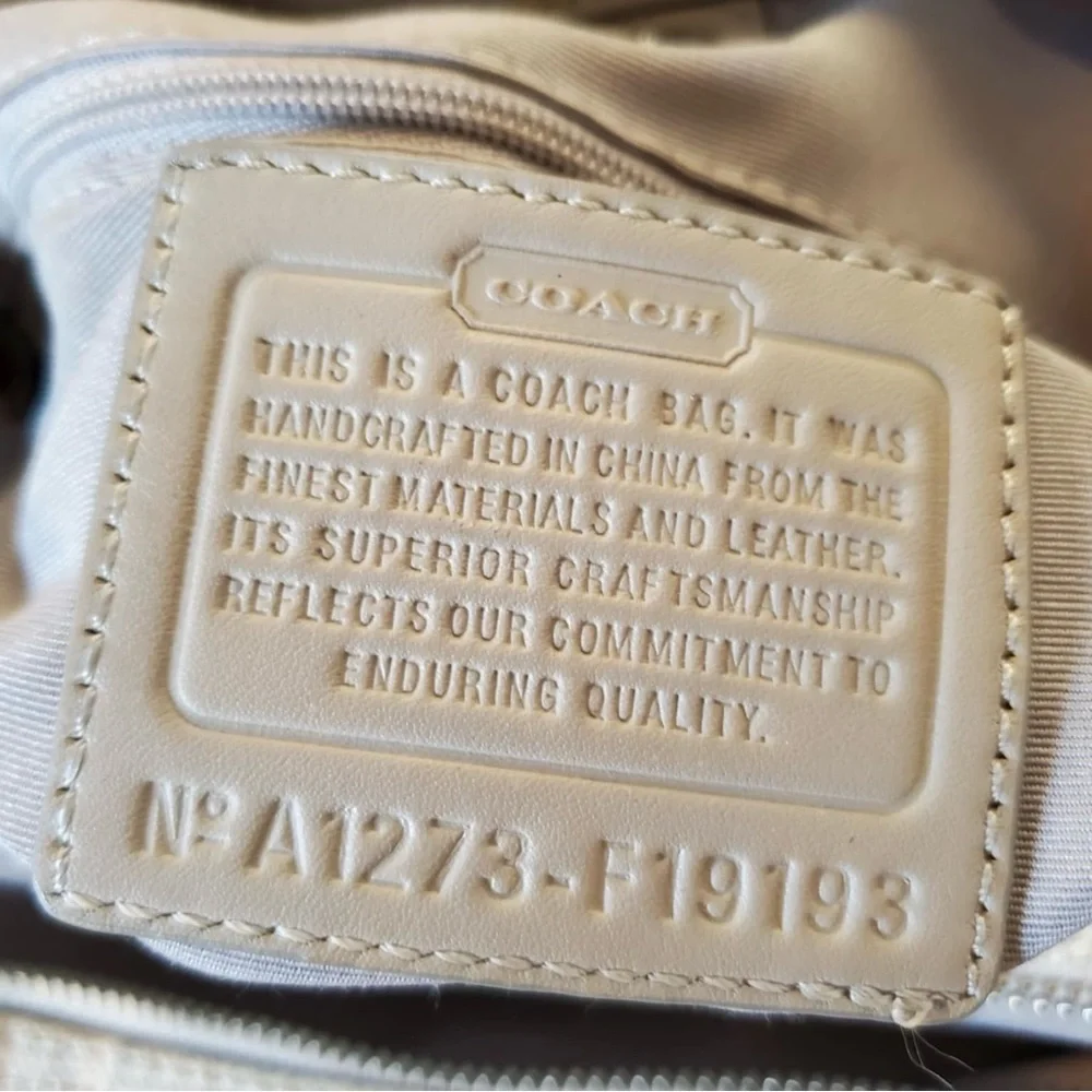 Coach SoHo Lynn Signature Hobo Shoulder Bag - Picture 8 of 15